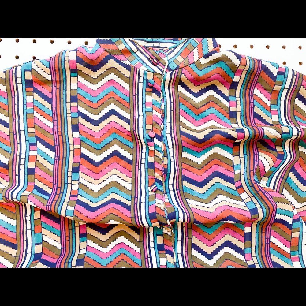 Vintage abstract print blouse dolman button up neiman marcus Regina porter